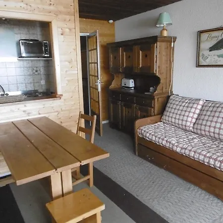 Serac Apartment *