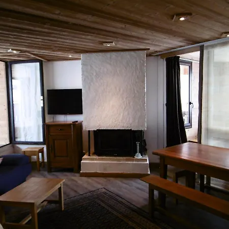 Serac Apartment