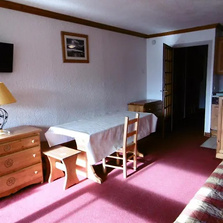 Serac Apartment