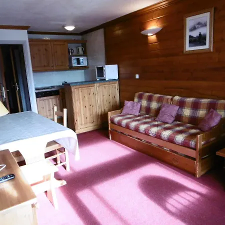 Serac Apartment *