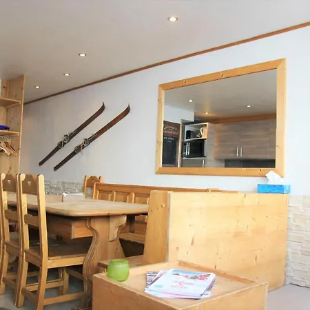 Serac Apartment